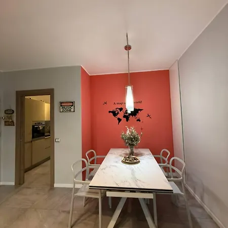 Stanza In Luminoso E Silenzioso Alloggio in famiglia *